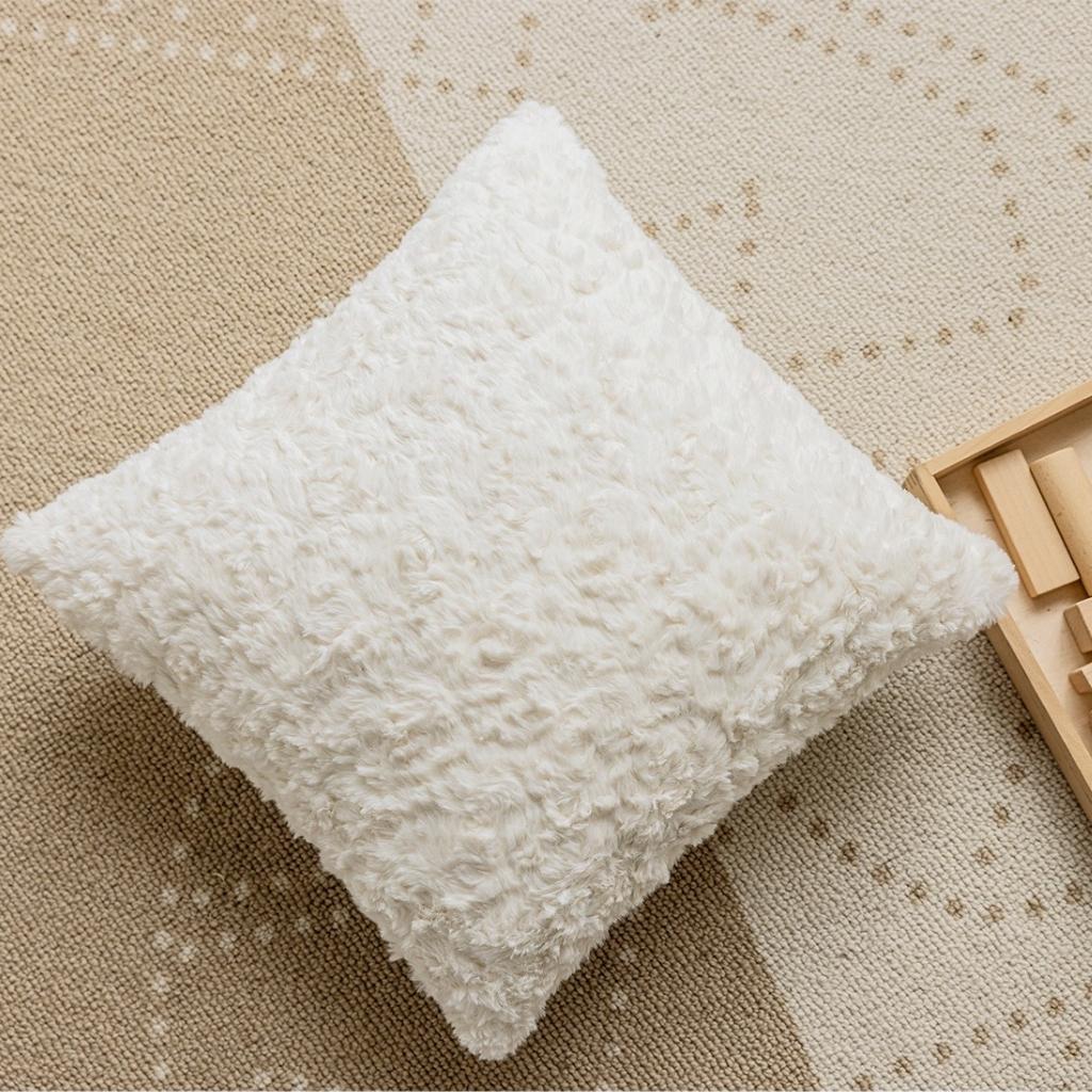 Creamy Faux Fur Throw Pillow Cover