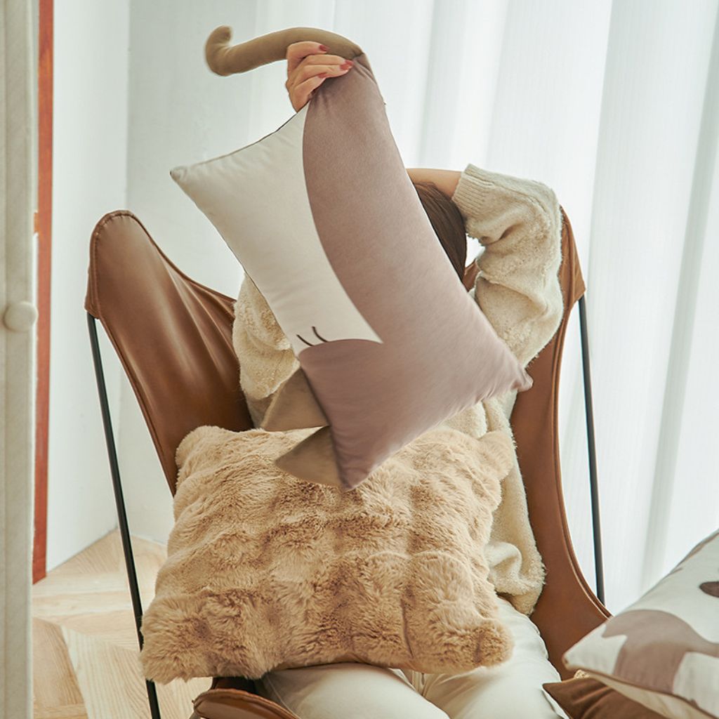 Plush Cat Lumbar Pillow Cover