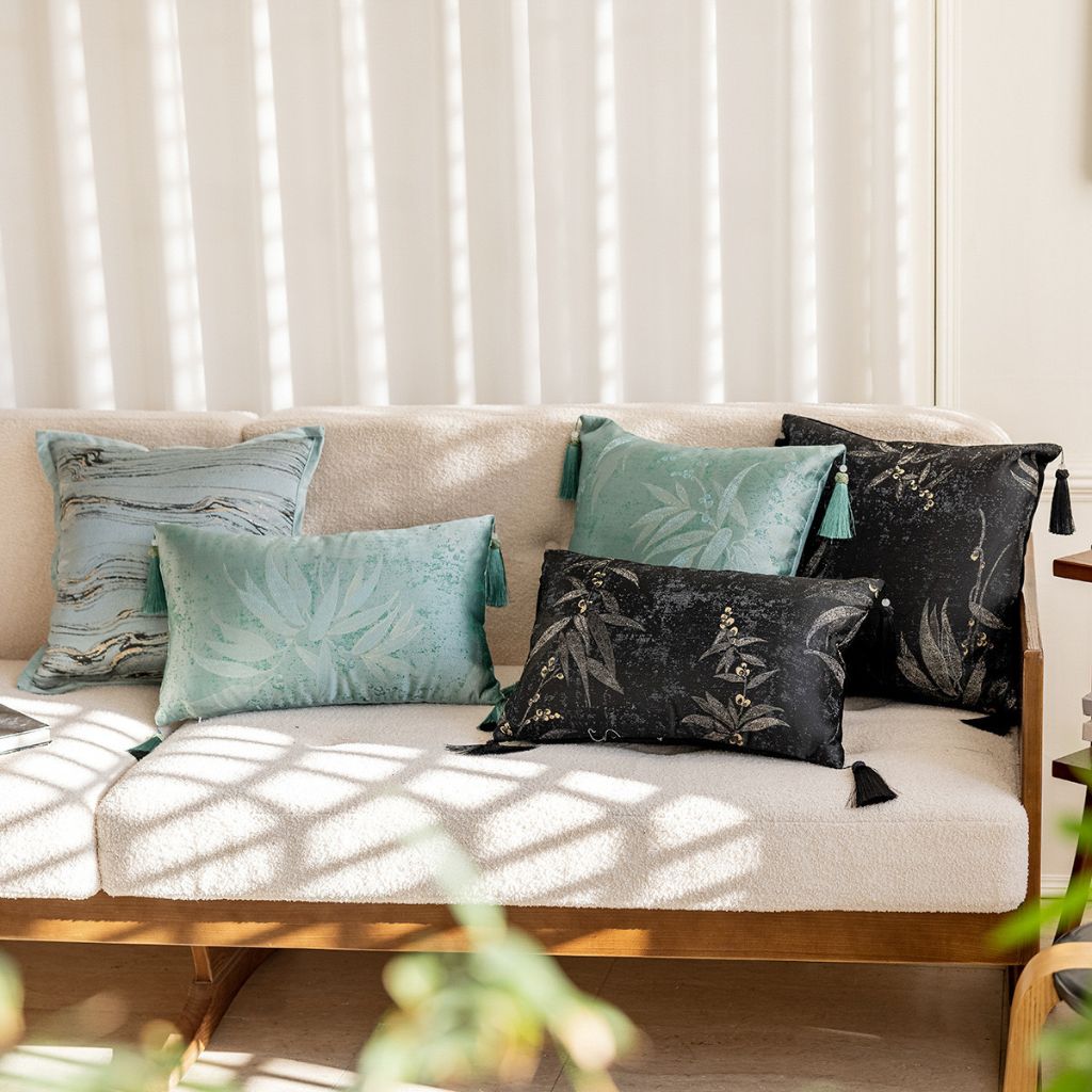 Black and Gold Bamboo Jacquard Lumbar Pillow Cover with Tassels