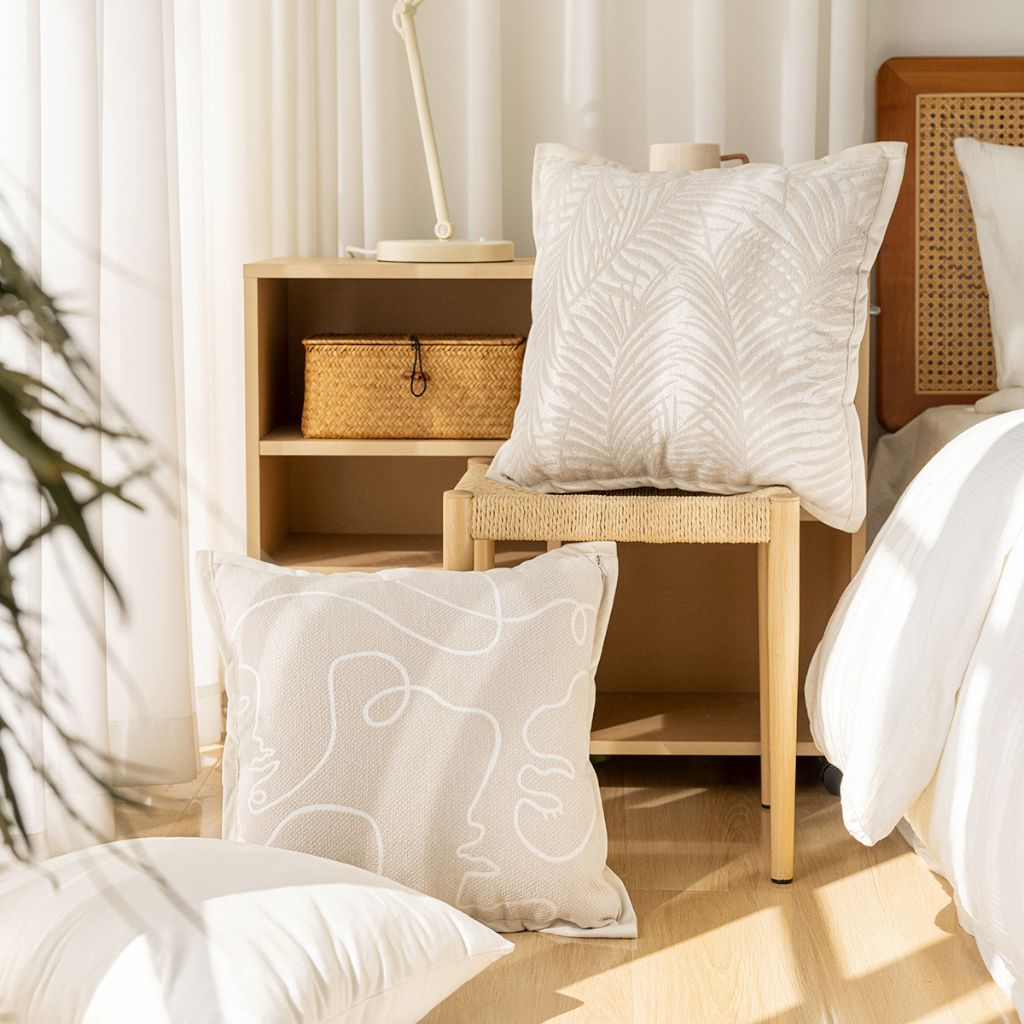Natural Abstract Face Throw Pillow Cover