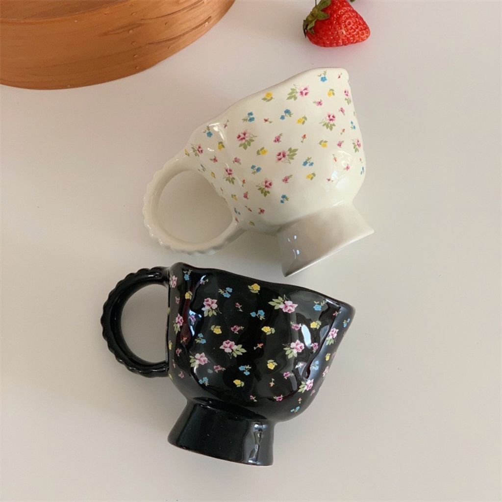 The Vintage Midnight Blossom Cup