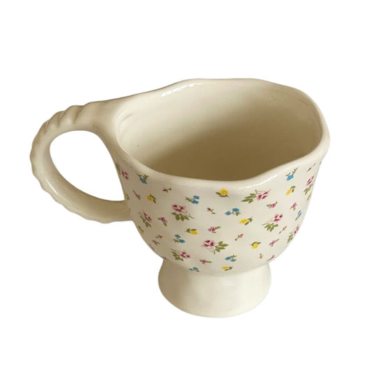 The Vintage Petite Blossom Cup